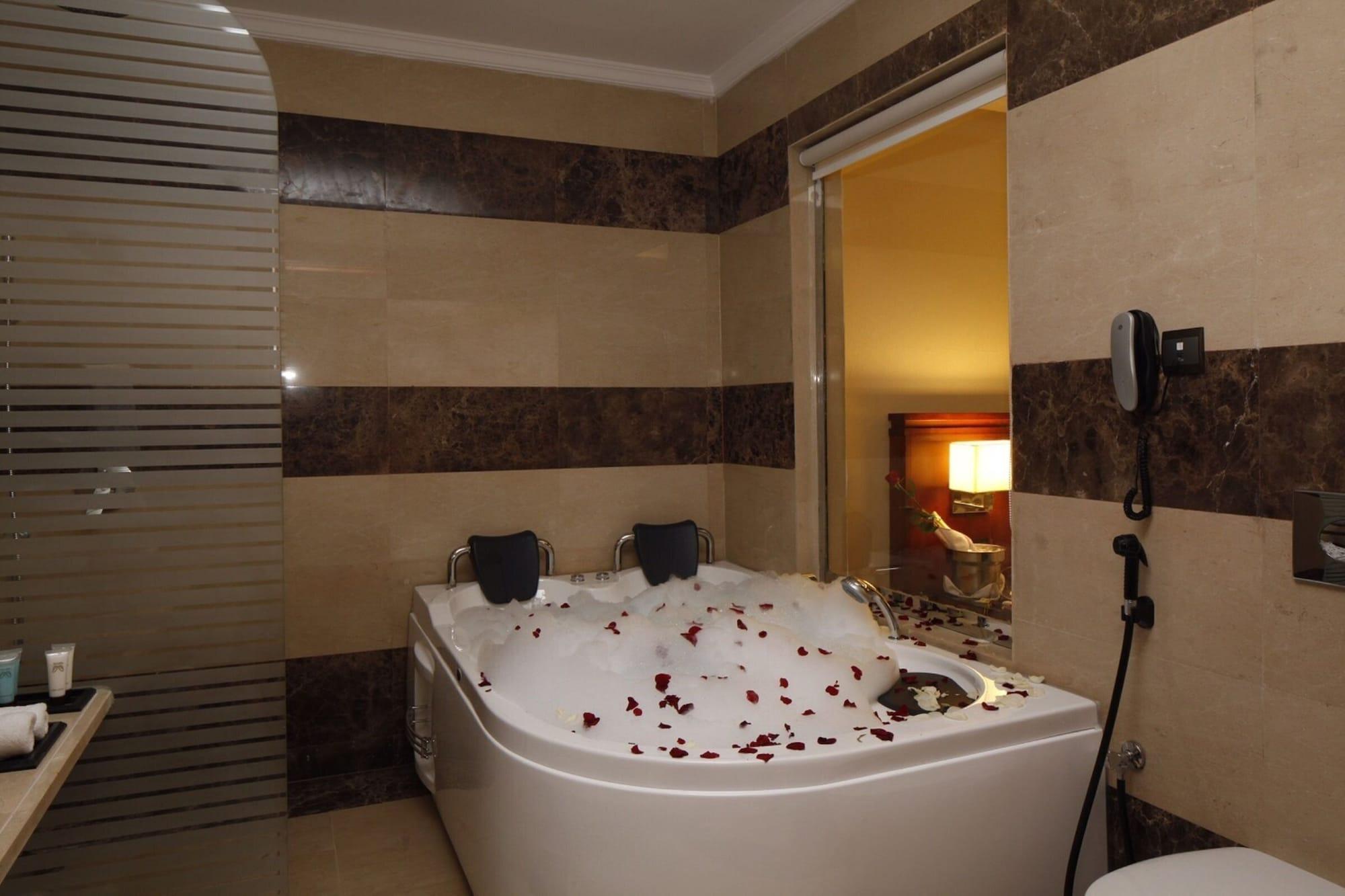 Hotel Grand Plaza - Dhabab