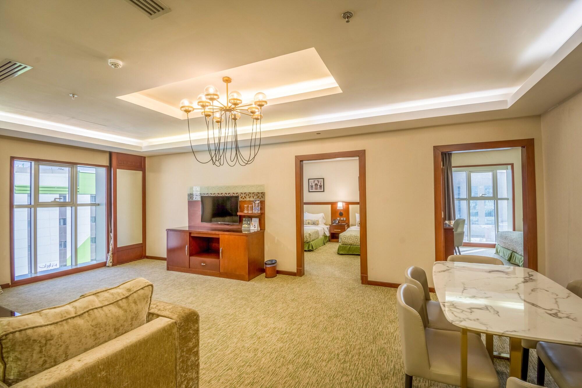 Grand Plaza - Dhabab Riyad